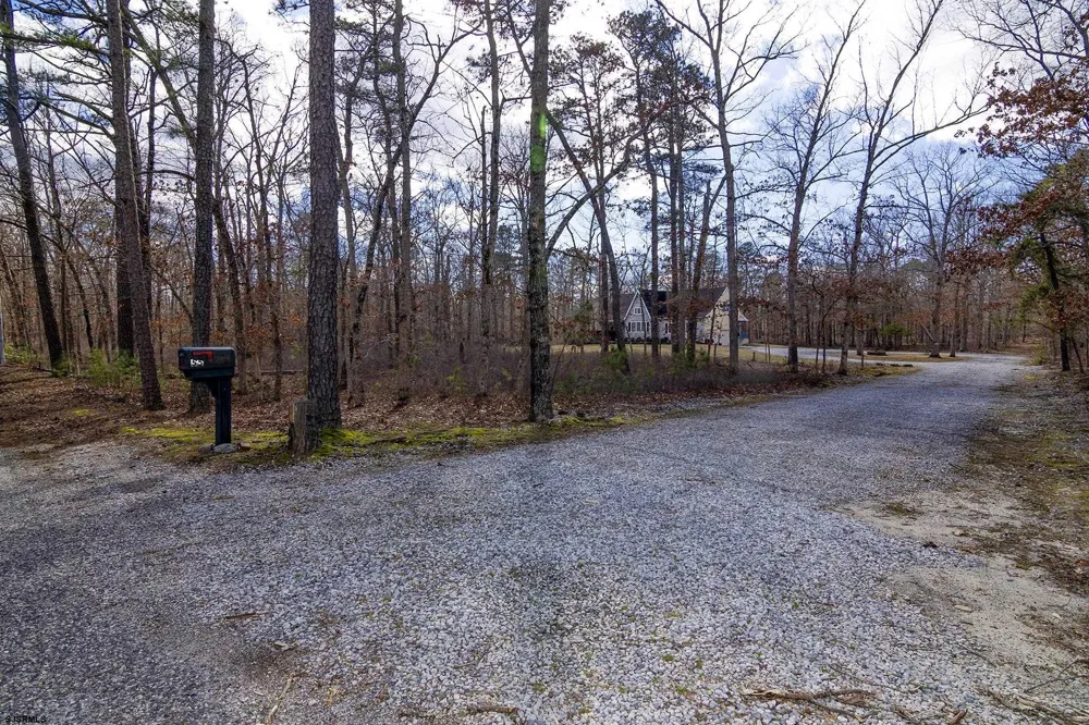 55 Taylor Ave Milmay, NJ 08340
