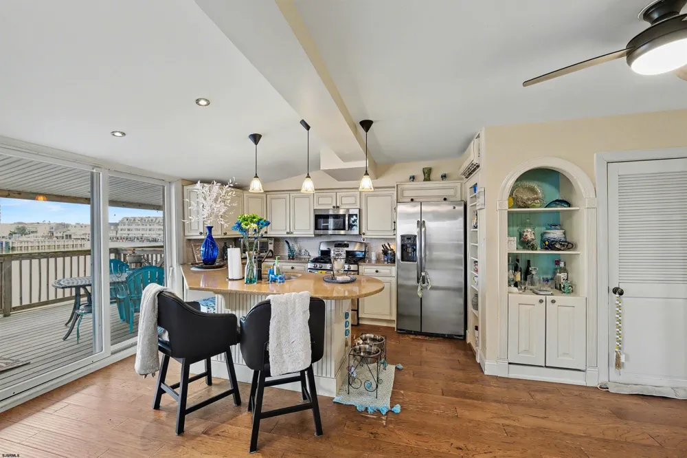 3714 South Blvd Chelsea Heights, NJ 08401