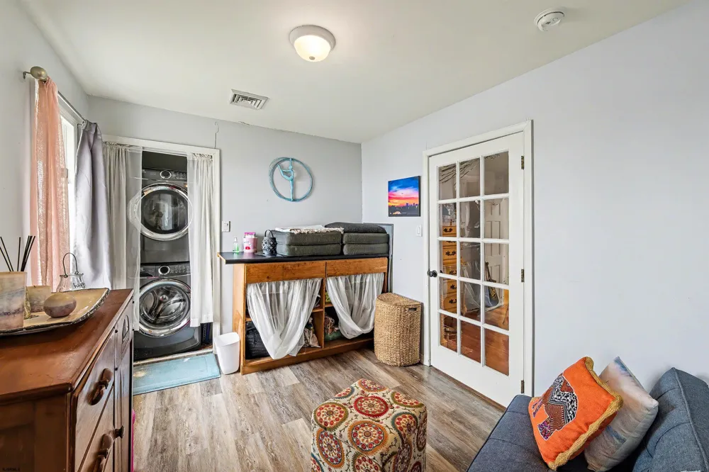 3714 South Blvd Chelsea Heights, NJ 08401