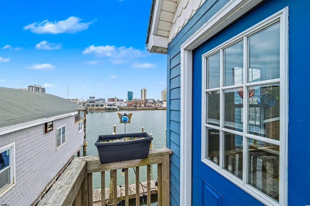 3714 South Blvd Chelsea Heights, NJ 08401