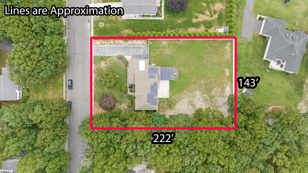 8 Clayton Dr Ocean View, NJ 08230