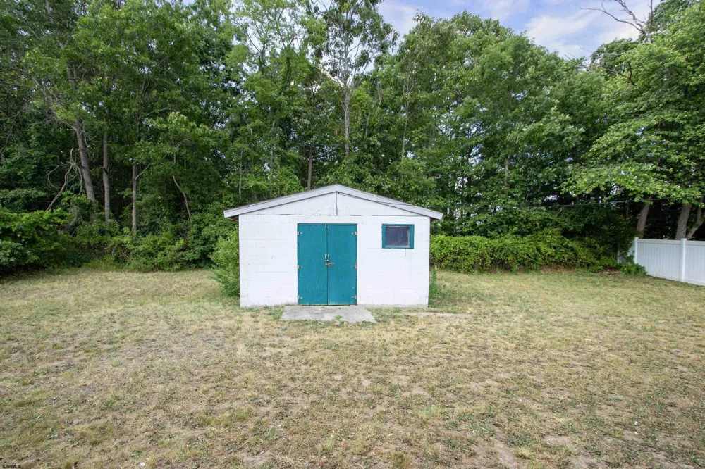 806 Seneca Ave Pleasantville, NJ 08232