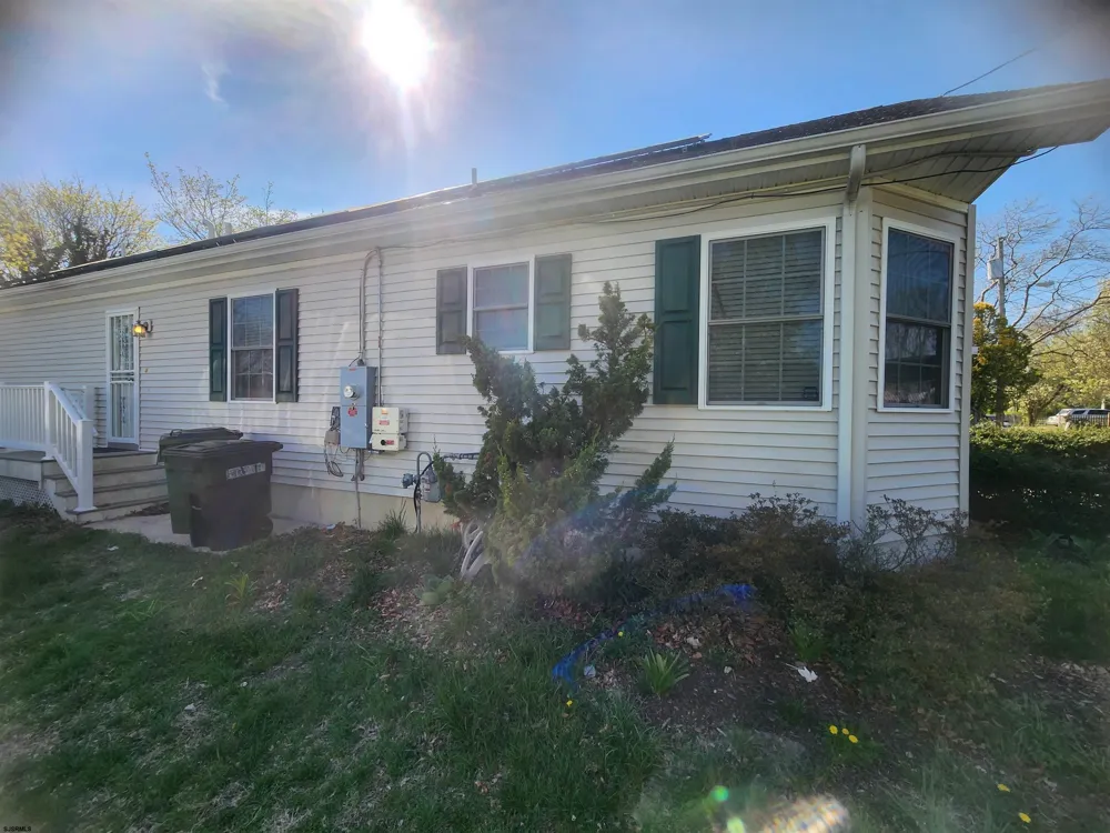 133 W Edgewater Ave Pleasantville, NJ 08232