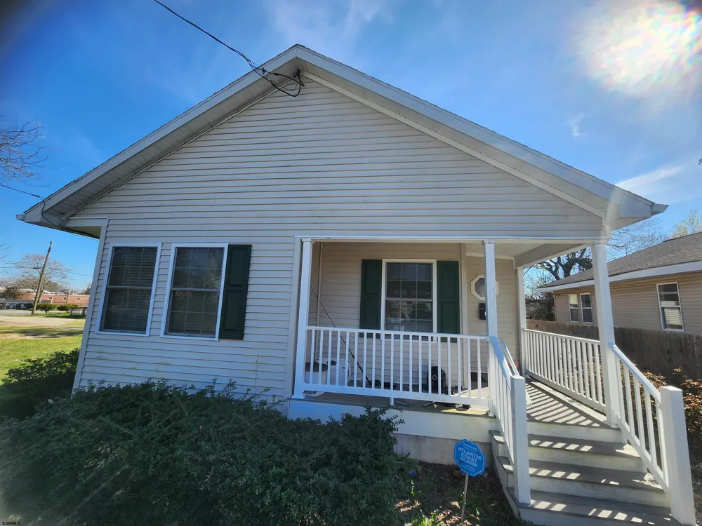 133 W Edgewater Ave Pleasantville, NJ 08232