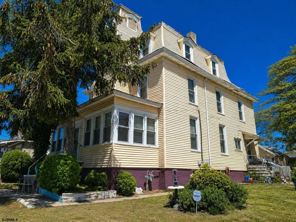 22 E Decatur Ave Pleasantville, NJ 08232
