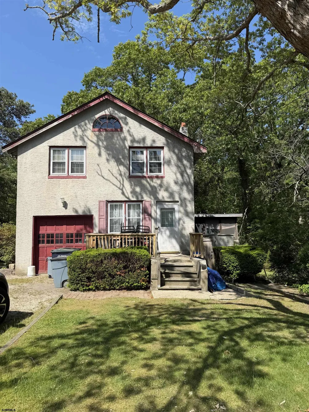 130 Crestview Ave Absecon, NJ 08201
