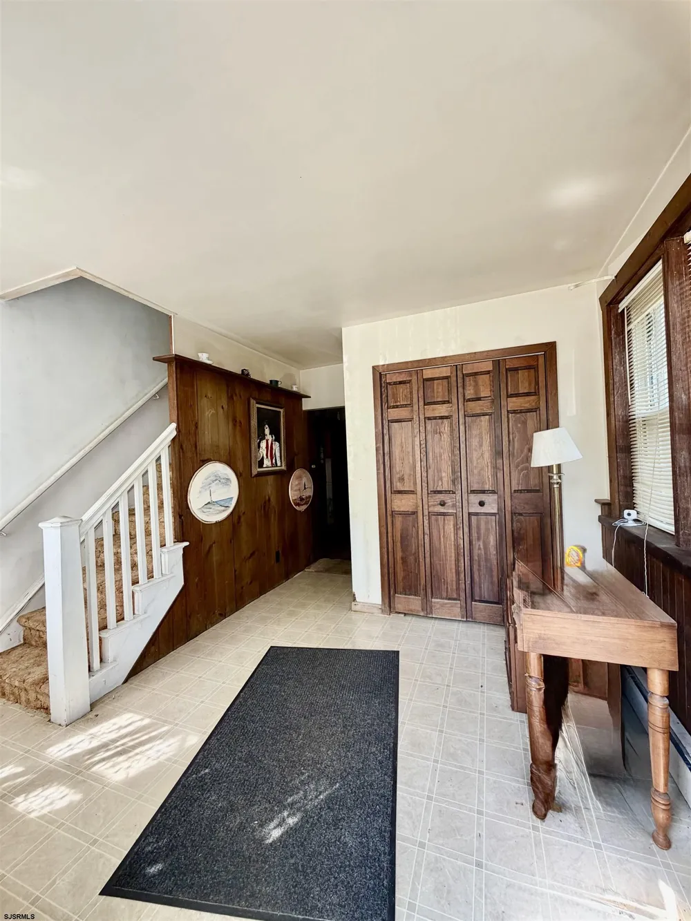 130 Crestview Ave Absecon, NJ 08201