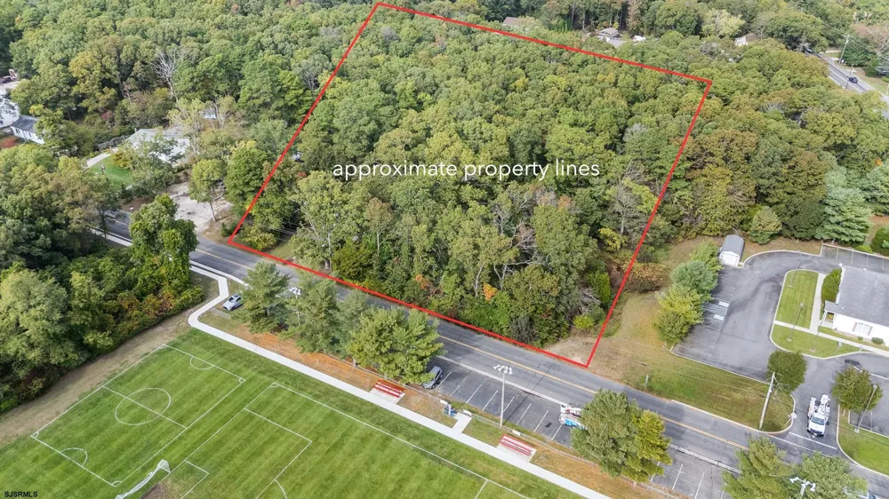 130 Crestview Ave Absecon, NJ 08201