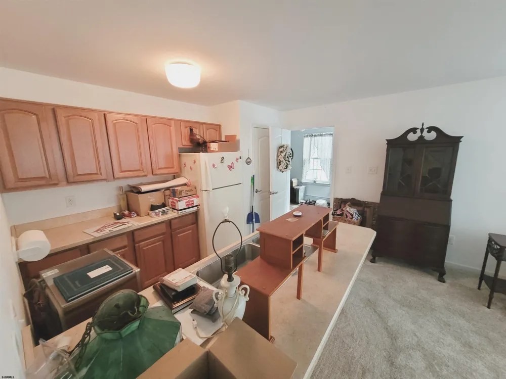 15 W Bolton Ave Absecon, NJ 08201