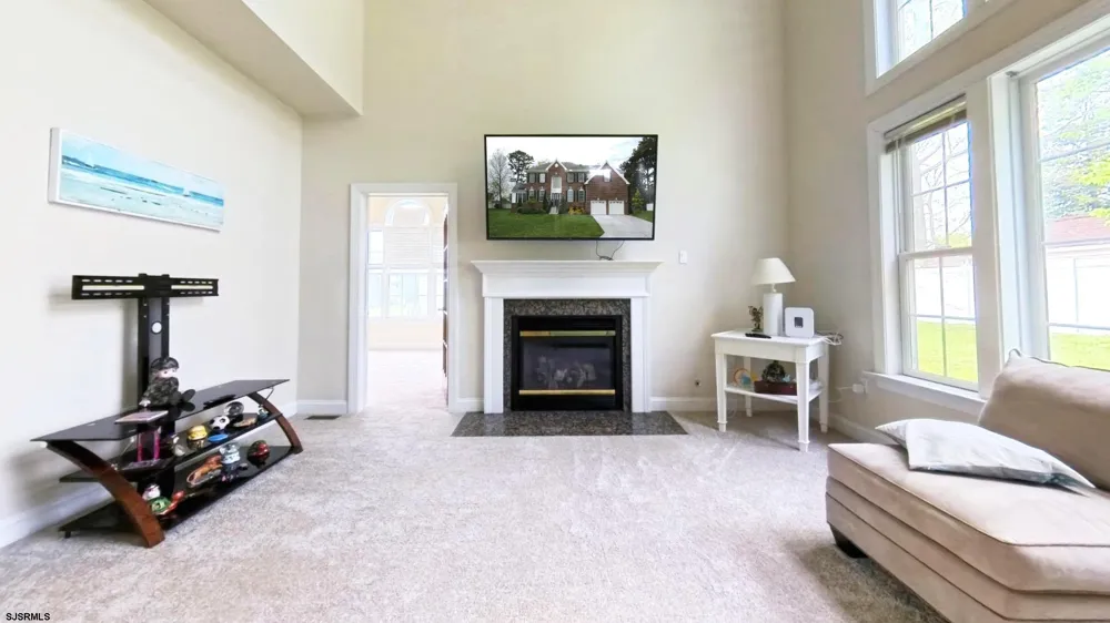 203 Cynwyd Dr Absecon, NJ 08201
