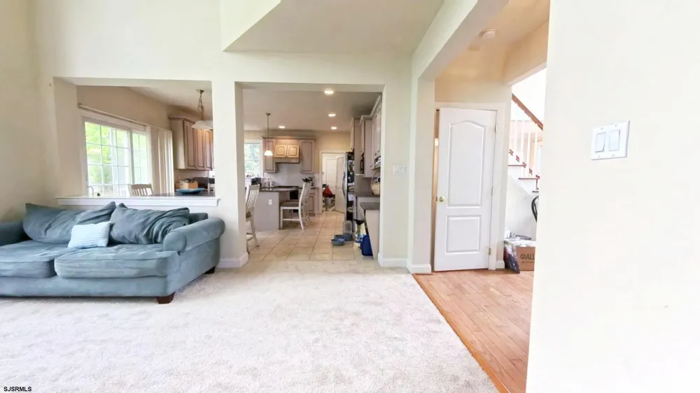 203 Cynwyd Dr Absecon, NJ 08201