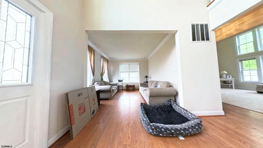 203 Cynwyd Dr Absecon, NJ 08201