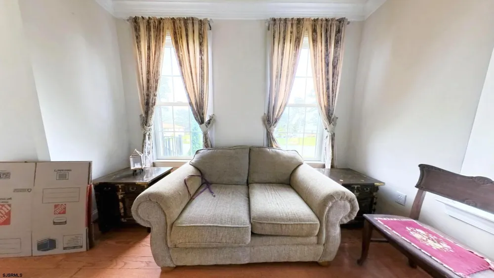 203 Cynwyd Dr Absecon, NJ 08201