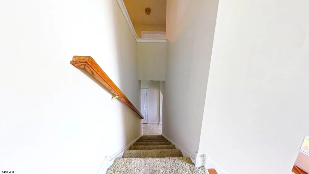 203 Cynwyd Dr Absecon, NJ 08201
