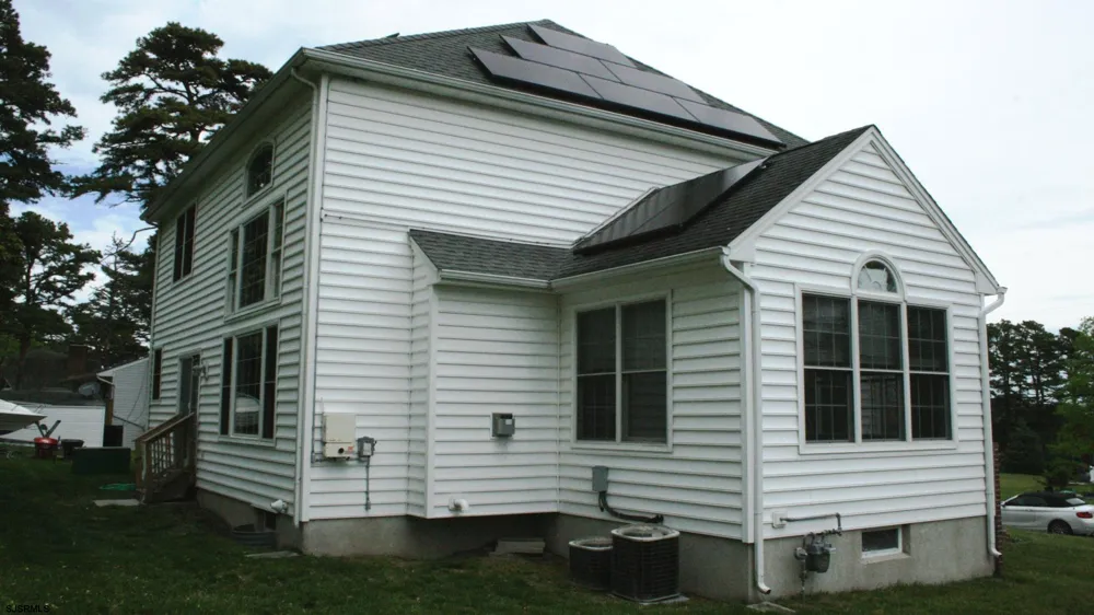 203 Cynwyd Dr Absecon, NJ 08201