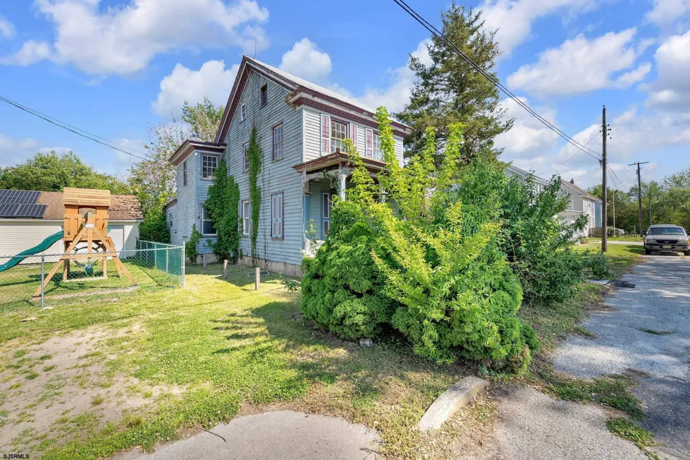 2528 Market Street Port Norris, NJ 08349