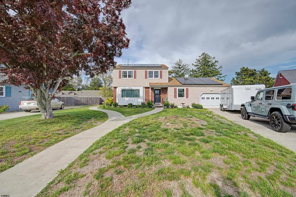 125 Meadowview Ave Absecon, NJ 08201