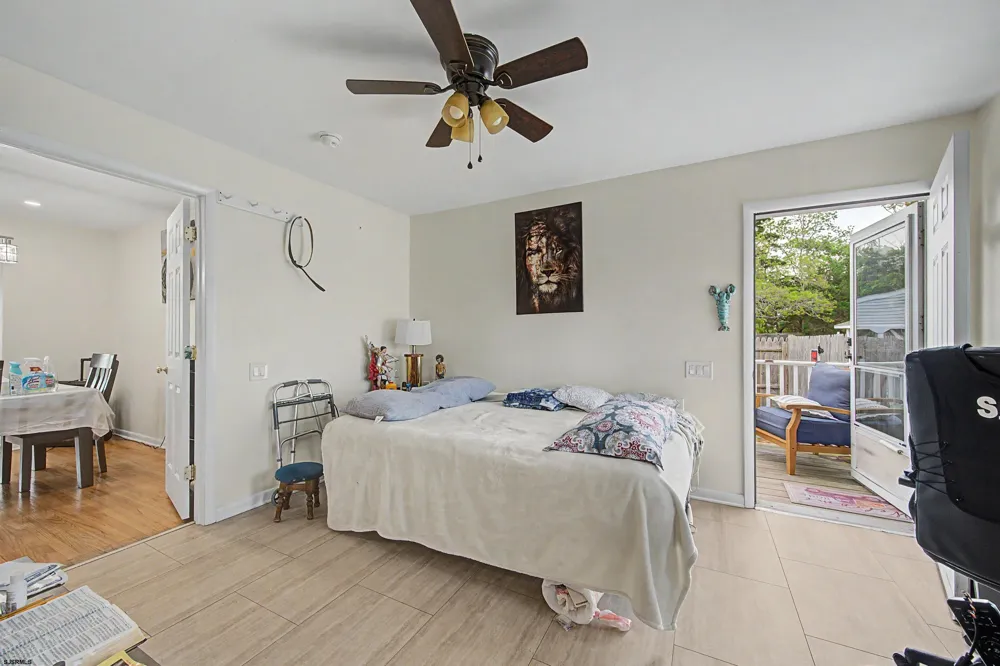 125 Meadowview Ave Absecon, NJ 08201