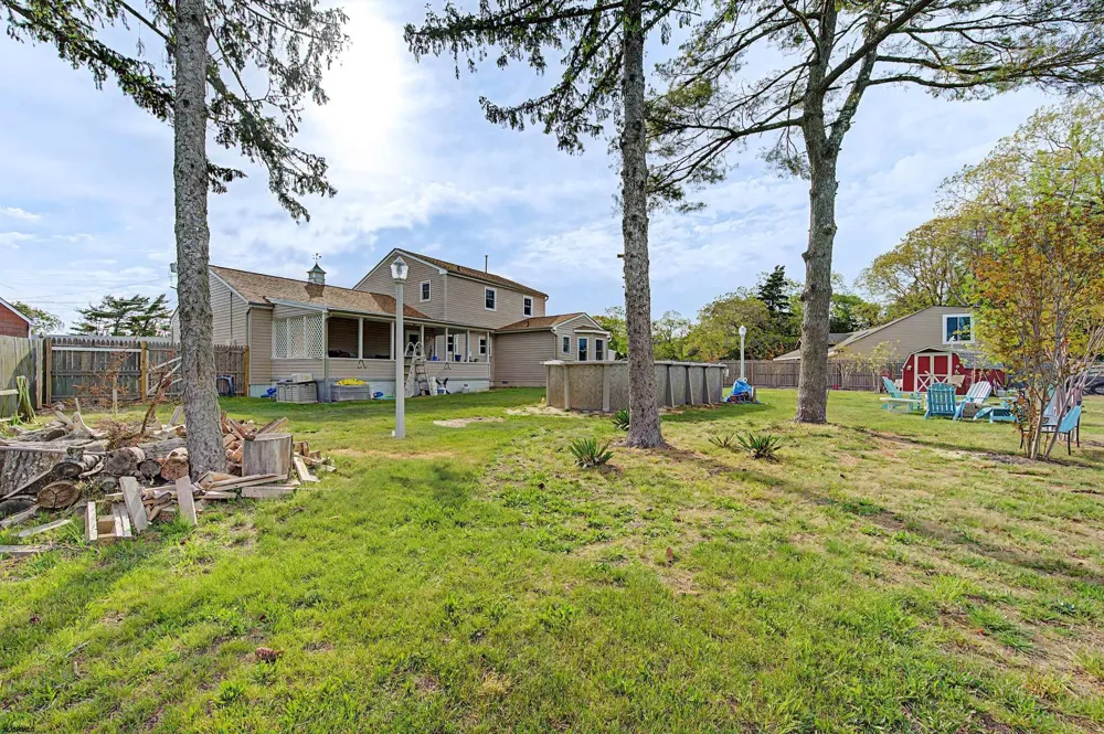 125 Meadowview Ave Absecon, NJ 08201