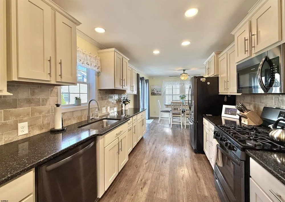 2058 Shore Rd Seaville, NJ 08230