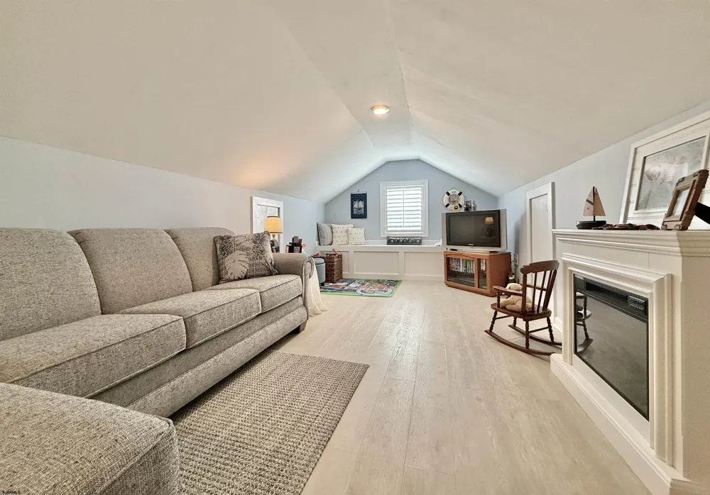 2058 Shore Rd Seaville, NJ 08230