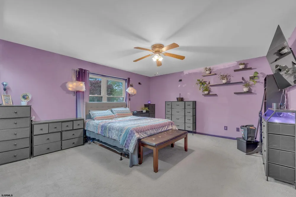 110 south 10th street Del Haven, NJ 08251