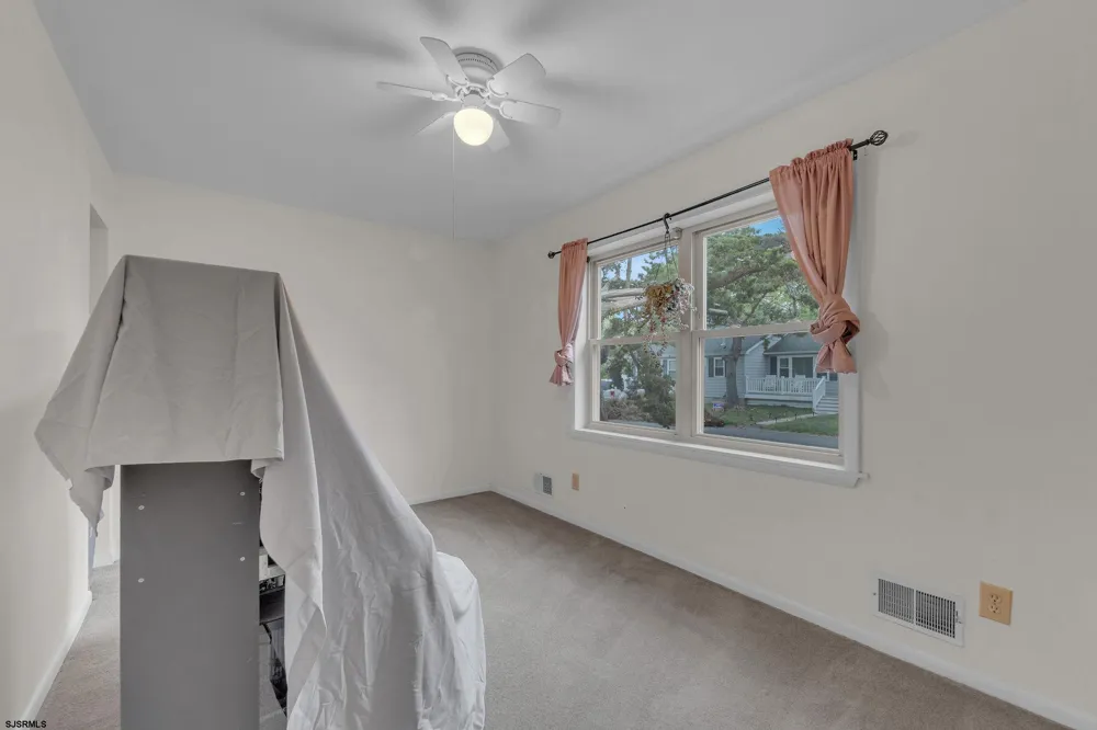 110 south 10th street Del Haven, NJ 08251
