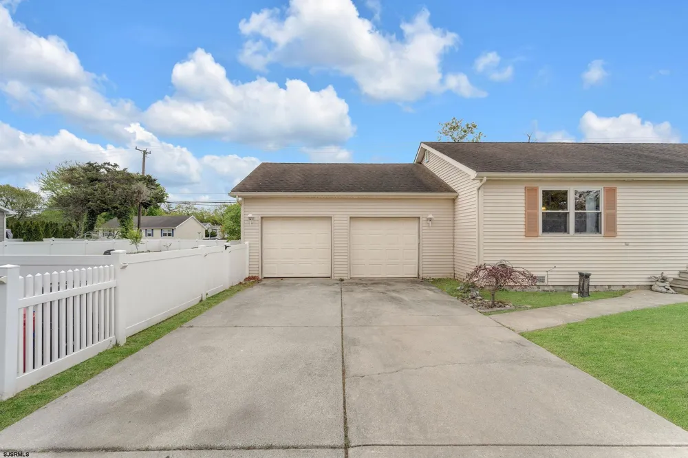 110 south 10th street Del Haven, NJ 08251