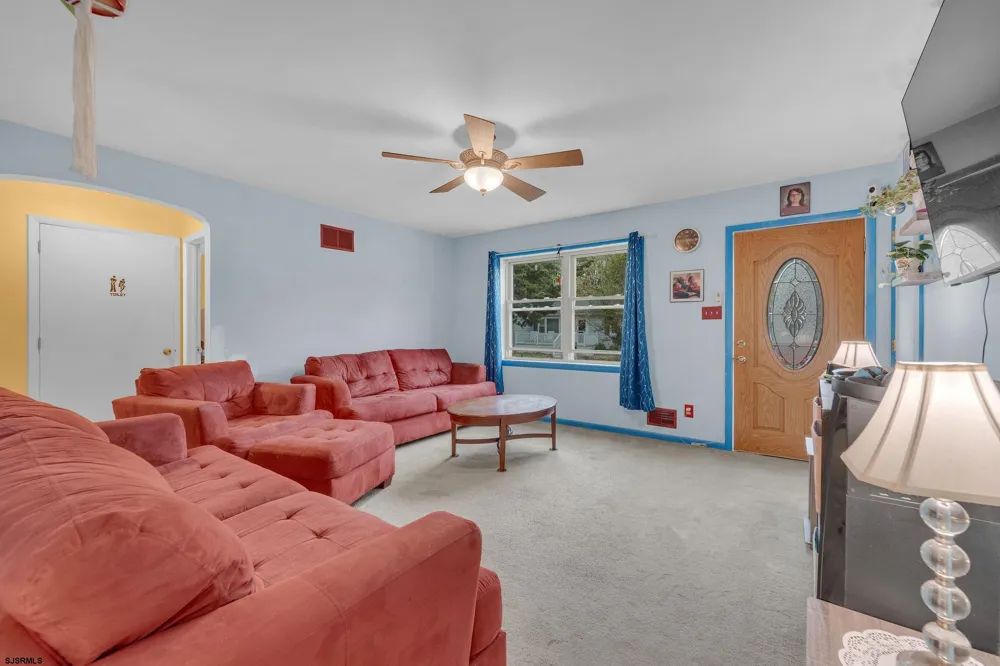 110 south 10th street Del Haven, NJ 08251