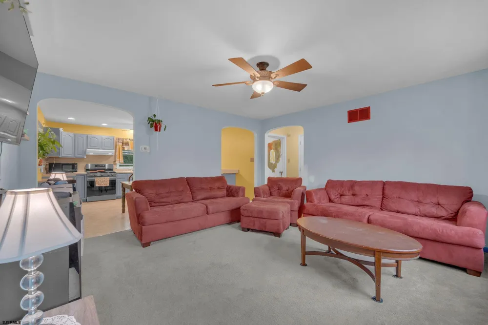 110 south 10th street Del Haven, NJ 08251