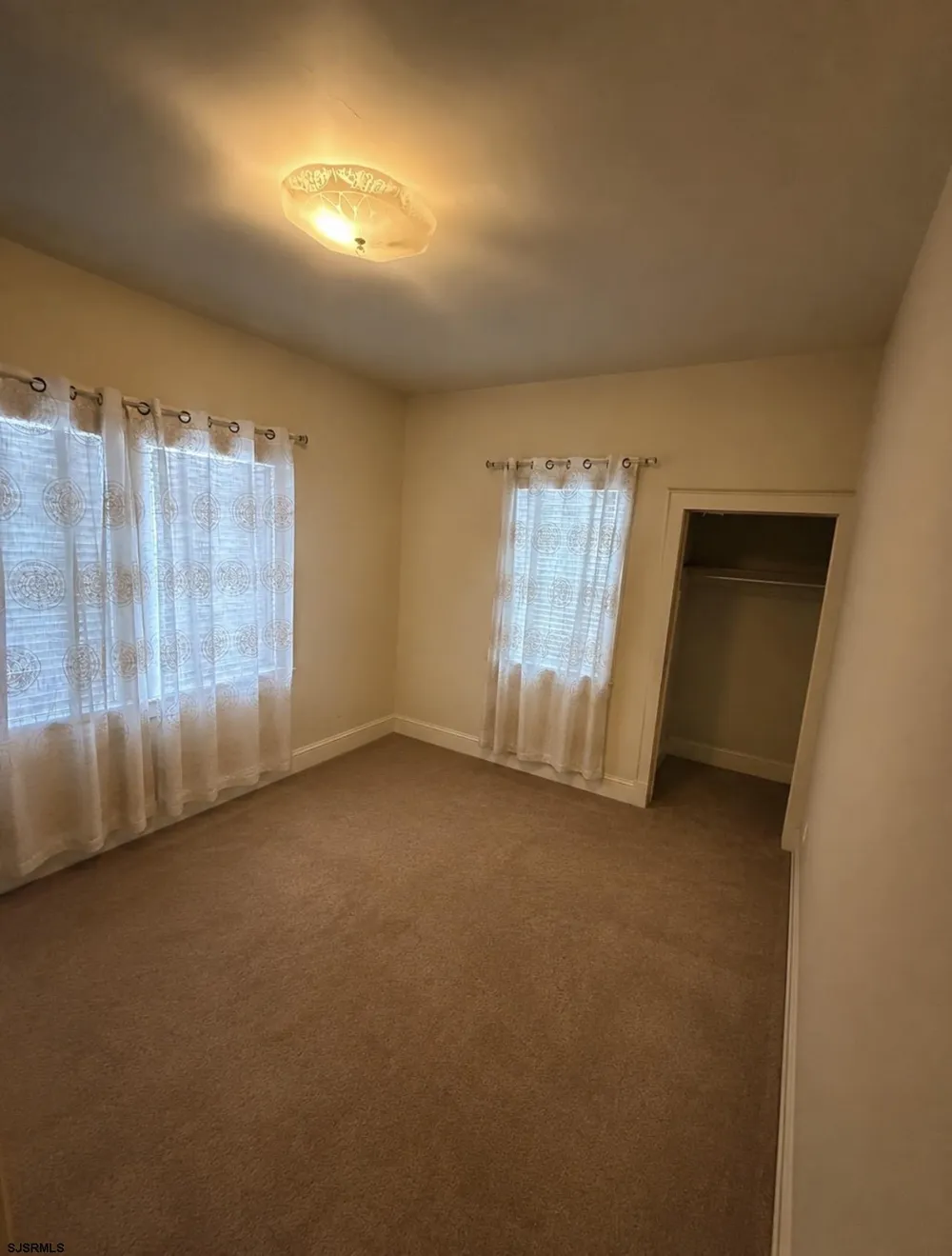 548 Shore Road Somers Point, NJ 08244