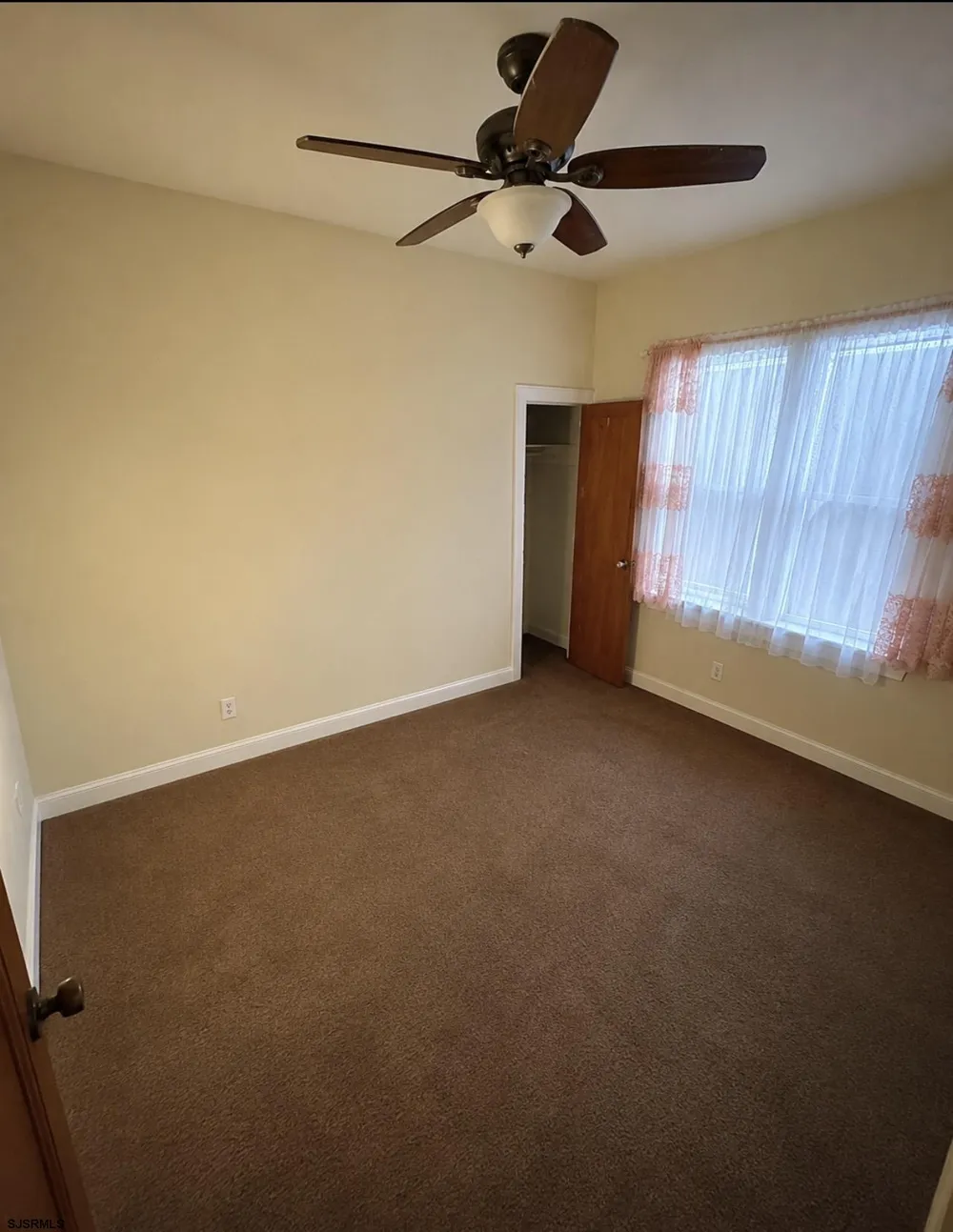548 Shore Road Somers Point, NJ 08244