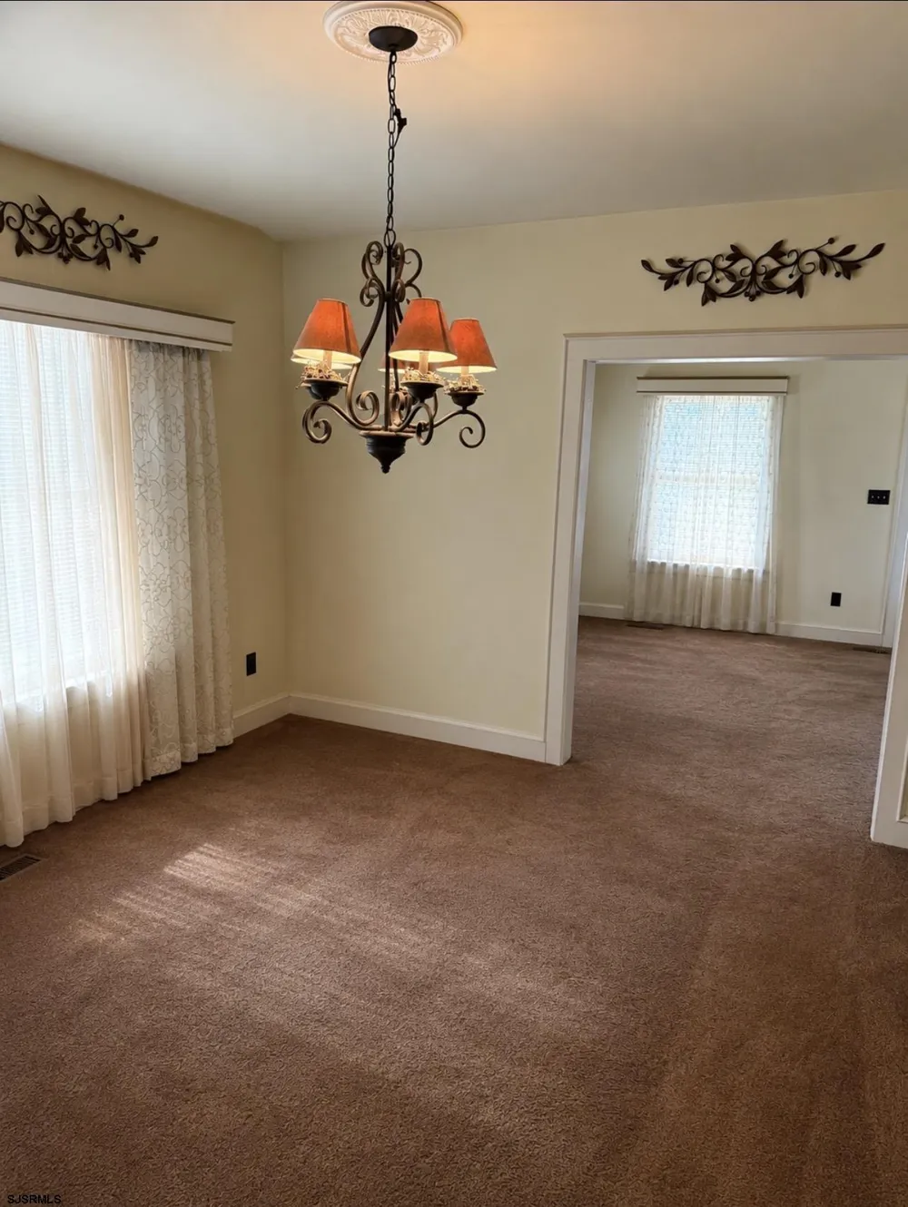548 Shore Road Somers Point, NJ 08244