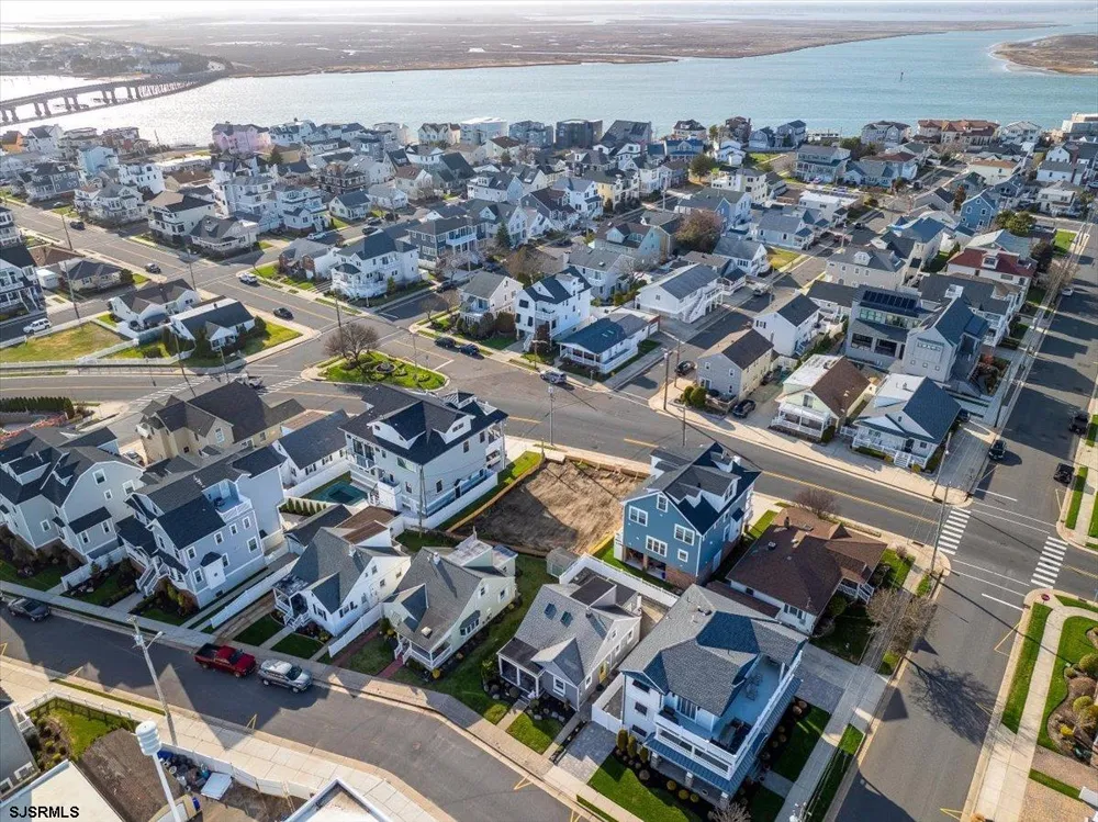 3014 Ventnor Ave Longport, NJ 08403