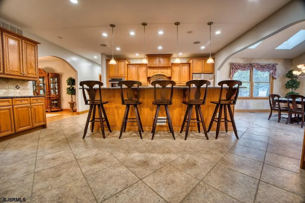 2431 6th Ave Hammonton, NJ 08037