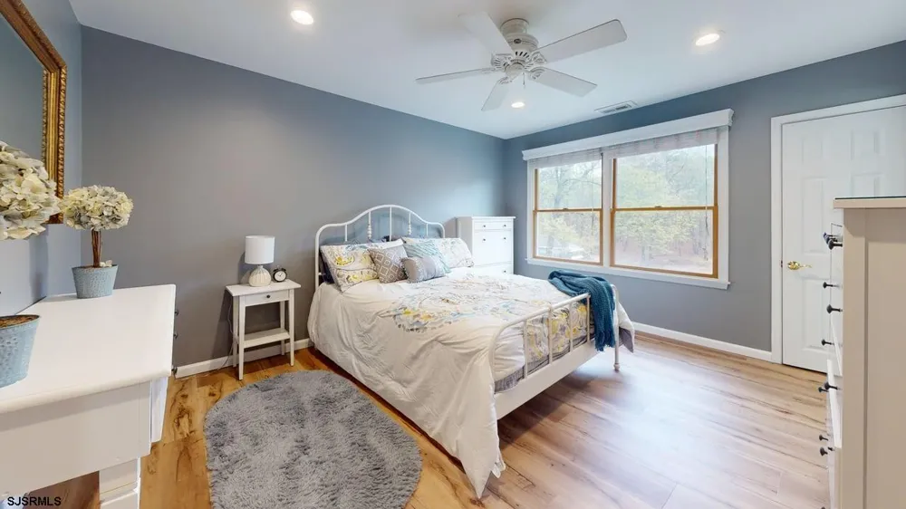 2431 6th Ave Hammonton, NJ 08037