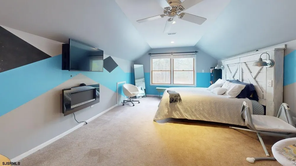 2431 6th Ave Hammonton, NJ 08037