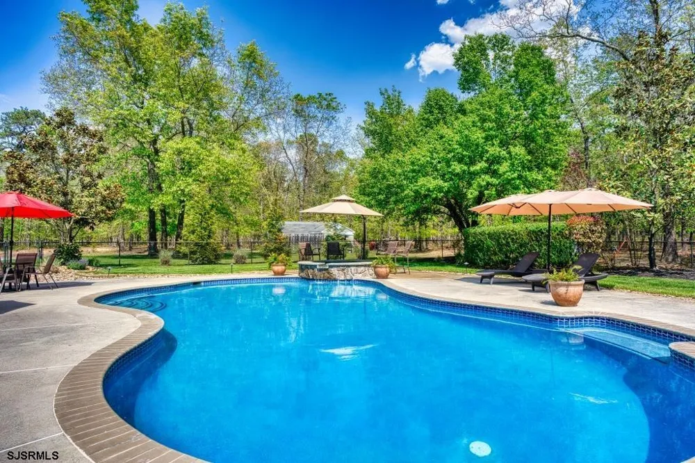 2431 6th Ave Hammonton, NJ 08037