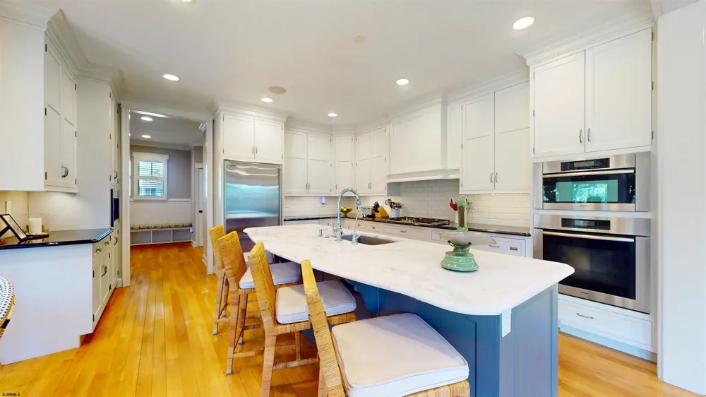 7 Delmar Ave Linwood, NJ 08221