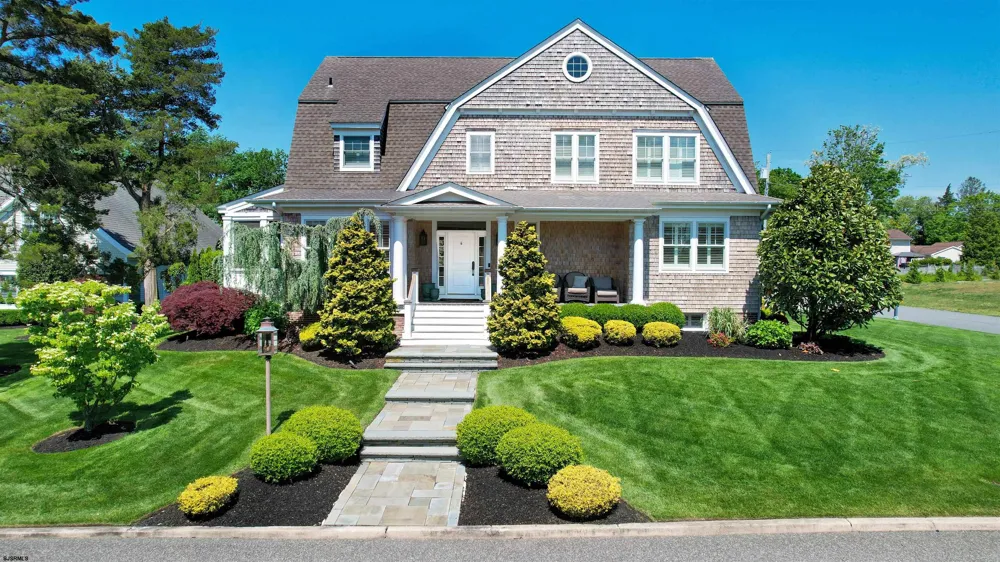 7 Delmar Ave Linwood, NJ 08221