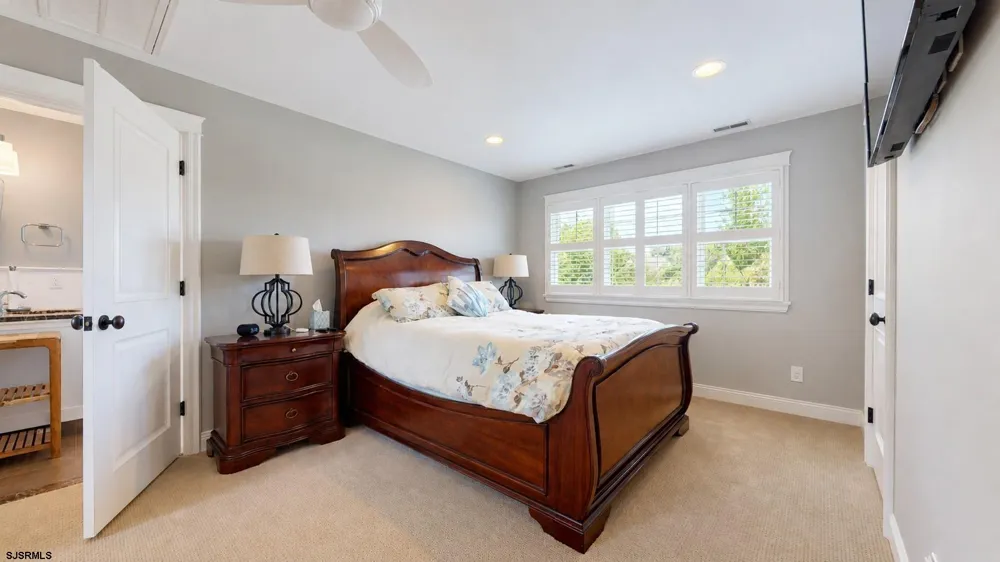 7 Delmar Ave Linwood, NJ 08221