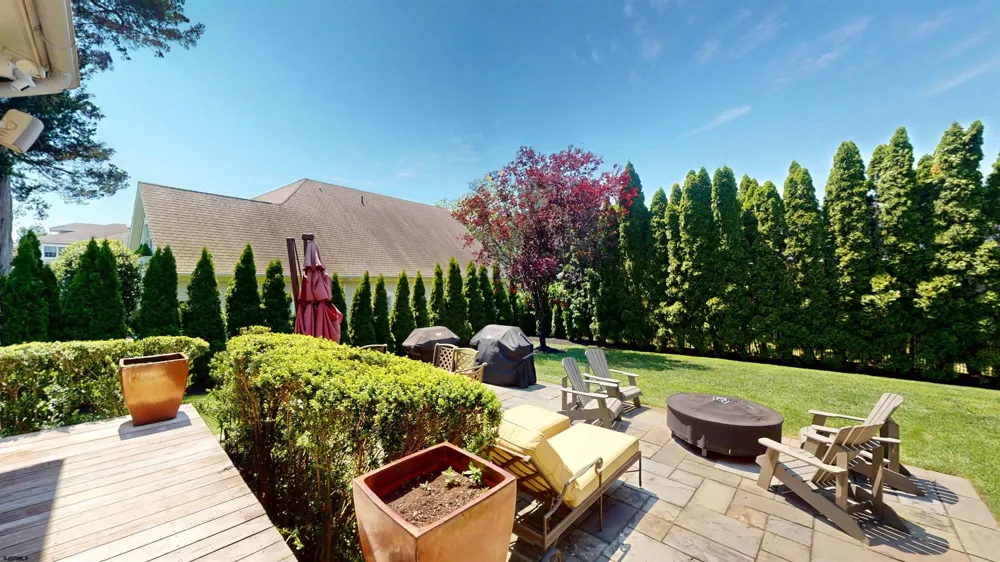7 Delmar Ave Linwood, NJ 08221
