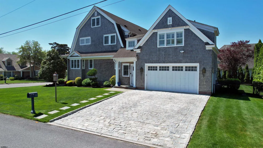 7 Delmar Ave Linwood, NJ 08221