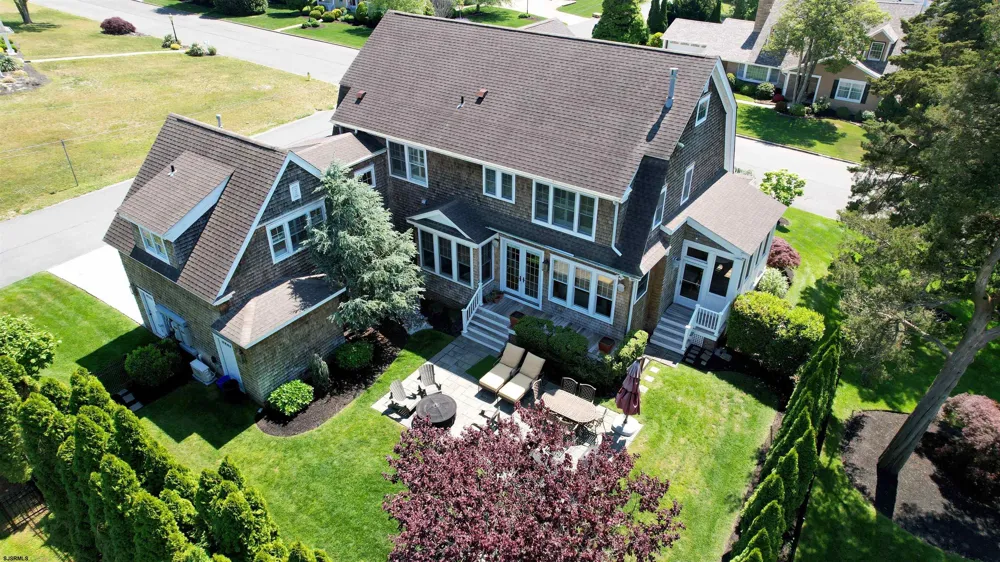 7 Delmar Ave Linwood, NJ 08221