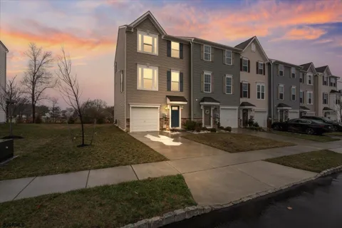 204 Freedom Way