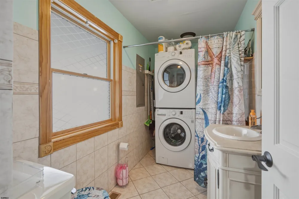 266 New Jersey Ave Fortescue, NJ 08321