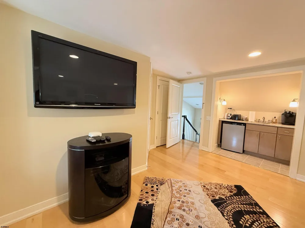 3104 Pacific Ave Longport, NJ 08403