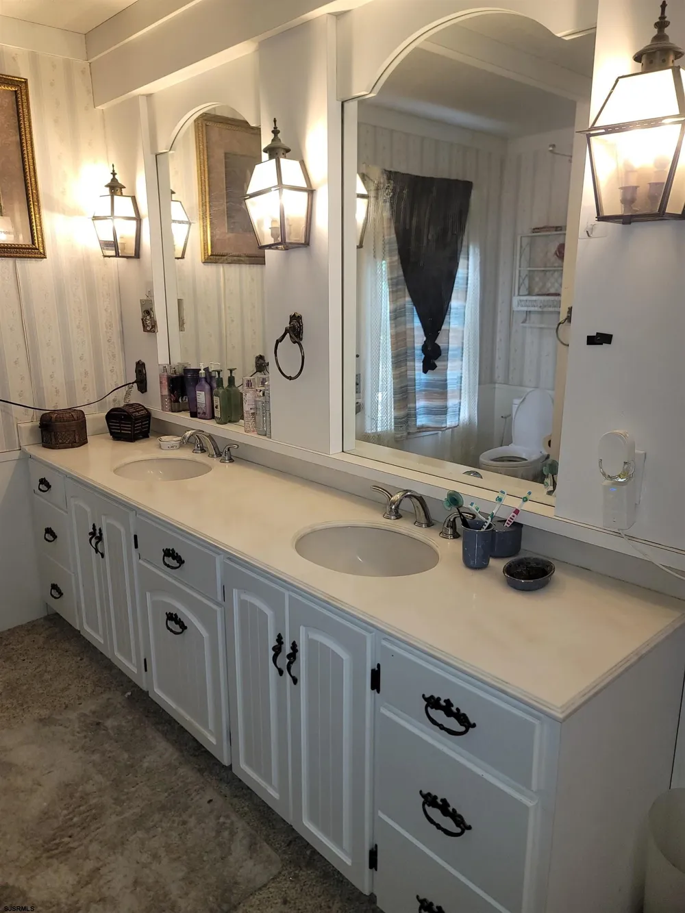 10 Kemble Ave Millville, NJ 08332