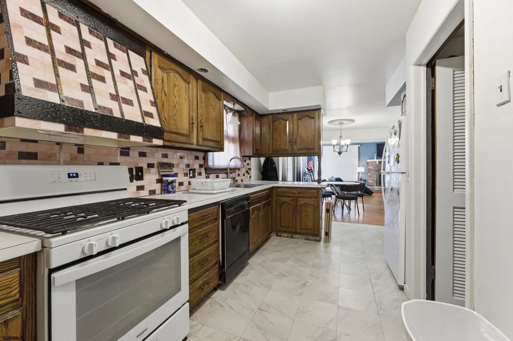 6515 Rundle Ave Mays Landing, NJ 08330