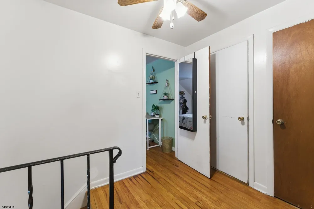 6515 Rundle Ave Mays Landing, NJ 08330